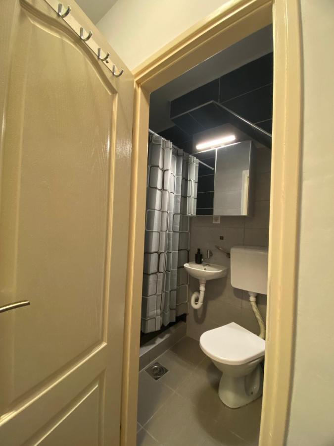 Studio 43 Belgrado Buitenkant foto